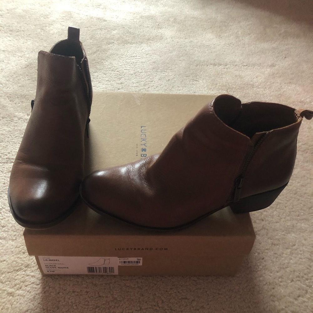 Lucky Brand brown leather boots size 8.5